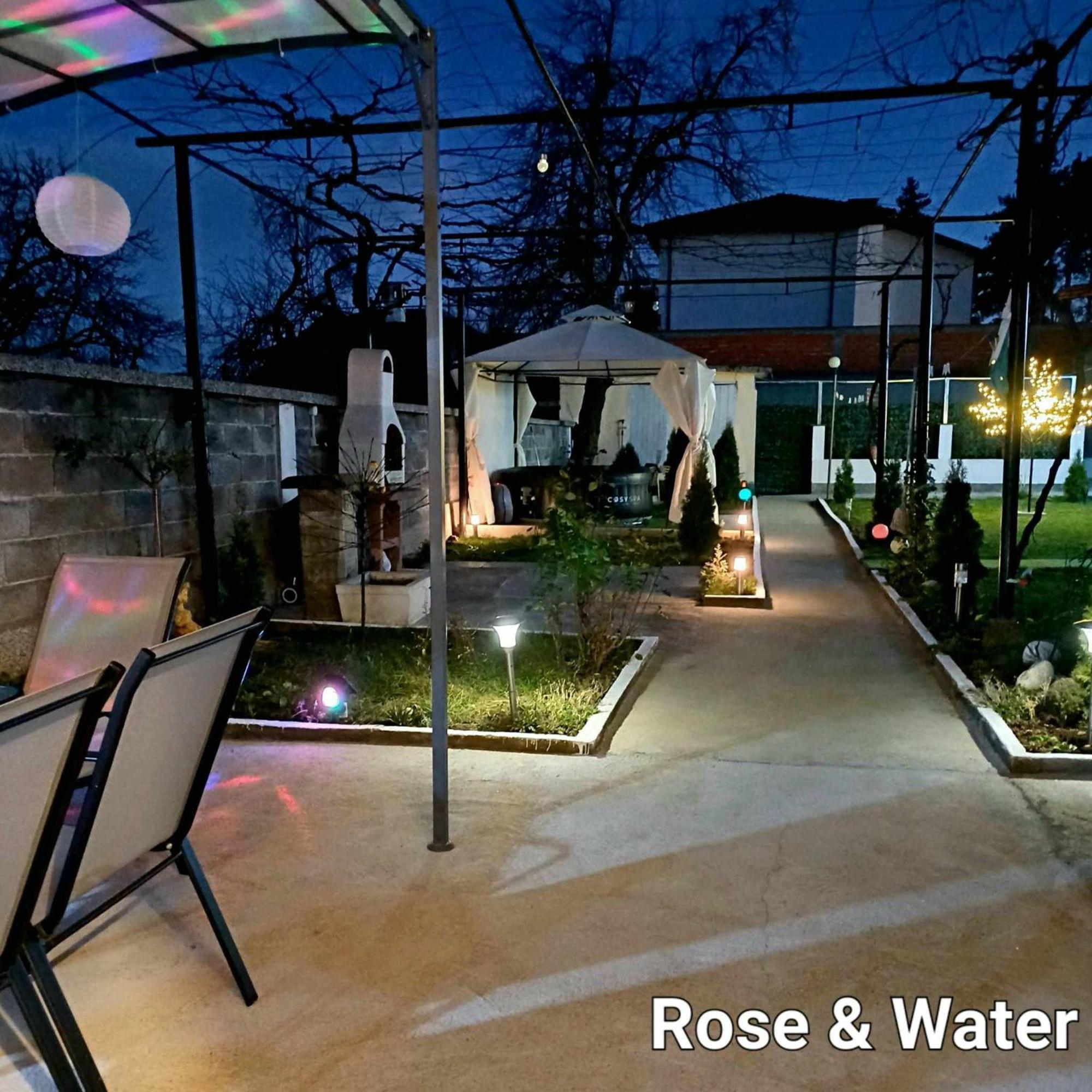Rose & Water Guest House Pavel Banja Exteriér fotografie